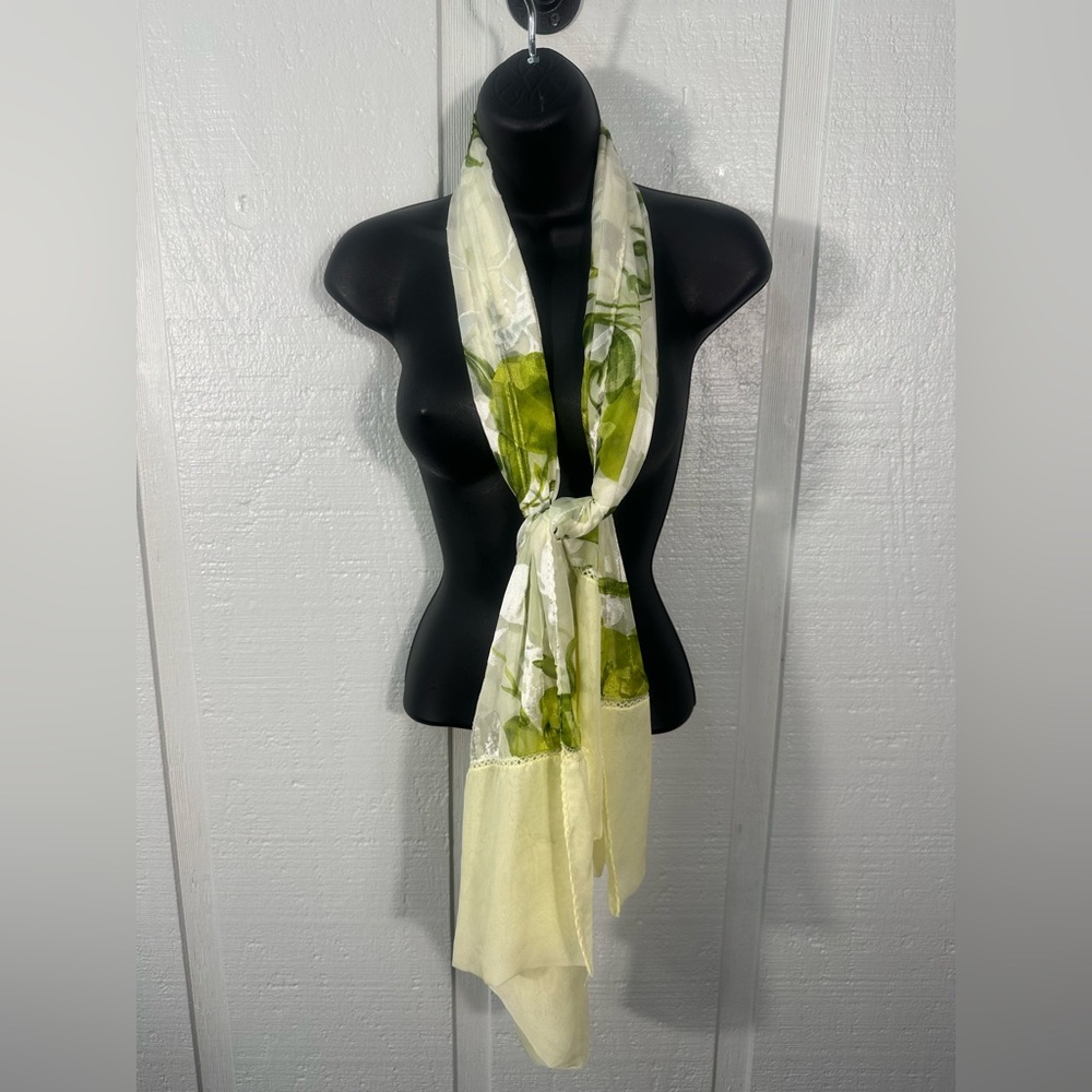 Beautiful Yellow Floral Scarf EUC